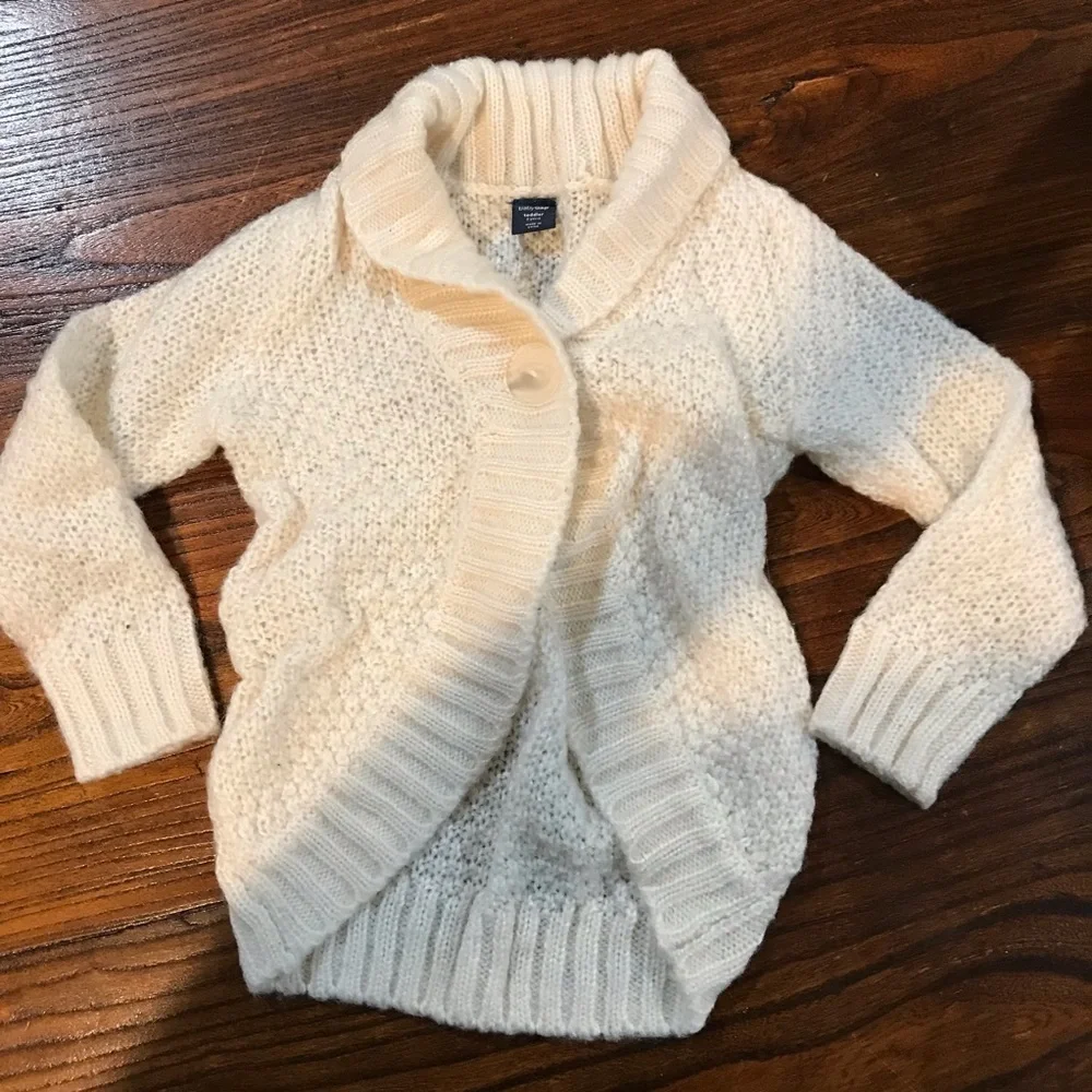 🐥GAP Cardigan Sweater